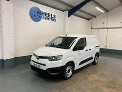 White Used 2023 Toyota Proace Active Van | £12,790 (Fair price)