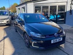 Black Used 2018 VW Golf VII GTE Hatchback | £12,995 (Fair price)