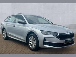 Silver Used 2025 Skoda Octavia SE Technology Estate | £20,670 (Fair price)