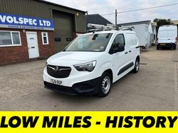 White Used 2019 Vauxhall Combo Edition MPV | £7,000 (Good price)
