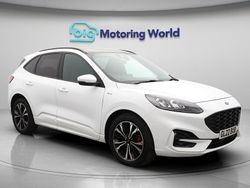White Used 2022 Ford Kuga ST-Line X SUV | £19,164 (Fair price)