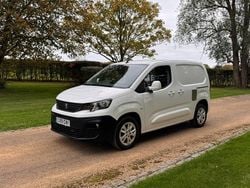 White Used 2019 Peugeot Partner Van | £9,500 (Fair price)