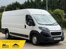 White Used 2019 Peugeot Boxer Van | £9,490 (Good price)