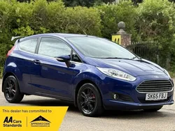 Blue Used 2015 Ford Fiesta Zetec Hatchback | £5,990 (Fair price)