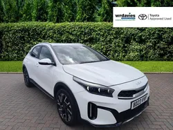 White Used 2023 Kia XCeed 3 SUV | £18,995 (Fair price)