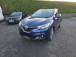 Blue Used 2018 Renault Kadjar Play SUV | £10,950 (Fair price)