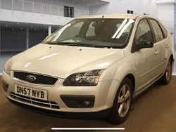 Silver Used 2008 Ford Focus Zetec Hatchback | £2,495 (Good price)