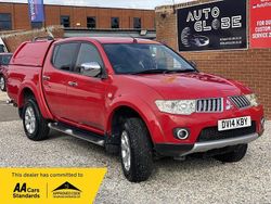 Red Used 2014 Mitsubishi L200 Warrior Pickup | £12,990 (Expensive)
