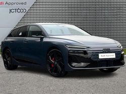 Blue Used 2025 Audi e-tron Performance SUV | £58,755