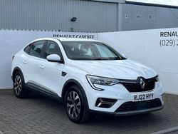 White Used 2022 Renault Arkana Iconic SUV | £15,096 (Good price)