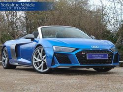 Blue Used 2020 Audi R8 Spyder Performance Cabriolet | £103,989