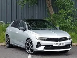 Two coat metallic crystal silver New 2025 Vauxhall Astra Ultimate Hatchback | £26,998 (Fair price)