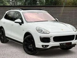 White Used 2015 Porsche Cayenne SUV | £19,995 (Super price)