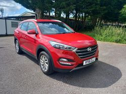 Red Used 2016 Hyundai Tucson SE SUV | £5,995 (Fair price)