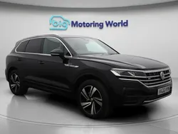 Black Used 2020 VW Touareg R-line SUV | £28,700 (Fair price)