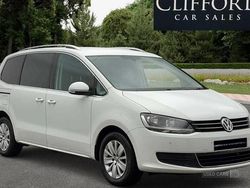 White Used 2017 VW Sharan SE MPV | £12,995 (Fair price)