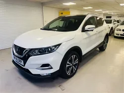 White Used 2018 Nissan Qashqai N-Connecta SUV | £8,200 (Fair price)