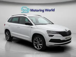White Used 2021 Skoda Karoq SportLine SUV | £20,700 (Good price)
