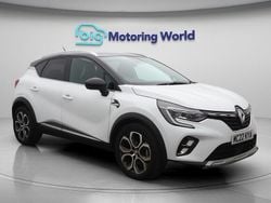 White Used 2022 Renault Captur SE SUV | £14,425 (Fair price)