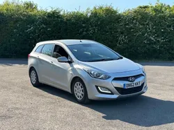 Silver Used 2012 Hyundai i30 Classic Estate | £1,495 (A bit pricey)