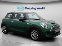Green Used 2020 Mini Cooper SE Hatch Hatchback | £11,300 (Fair price)