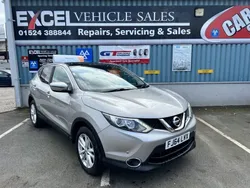 Silver Used 2014 Nissan Qashqai Acenta Premium SUV | £5,495 (Expensive)
