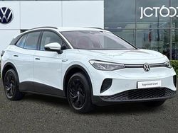 White Used 2022 VW ID.4 Pure SUV | £19,883 (Fair price)