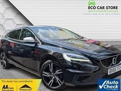 Black Used 2018 Volvo V40 R-Design Pro Estate | £10,995 (Fair price)