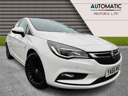 White Used 2016 Vauxhall Astra Elite Hatchback | £4,990 (Good price)