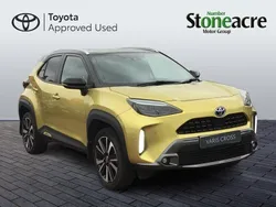 Yellow Used 2022 Toyota Yaris Hybrid Edition Hatchback | £23,000