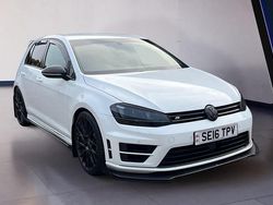 White Used 2016 VW Golf VII R Hatchback | £14,994 (Fair price)