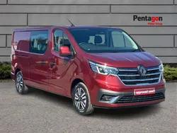 Red Used 2025 Renault Trafic Van | £35,985