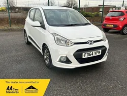White Used 2015 Hyundai i10 Premium Hatchback | £4,295 (Super price)