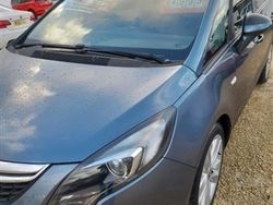 Blue Used 2014 Vauxhall Zafira SRi MPV | £3,895 (Fair price)