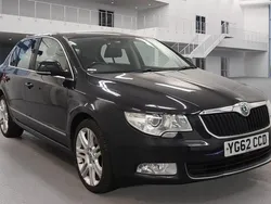 Black Used 2012 Skoda Superb Elegance Hatchback | £5,494 (Fair price)