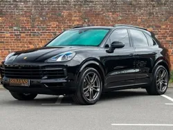 Black Used 2020 Porsche Cayenne SUV | £49,995 (Super price)