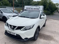 White Used 2016 Nissan Qashqai Tekna SUV | £6,999 (Fair price)