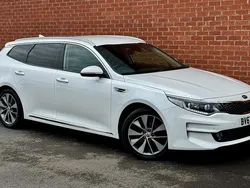 White Used 2017 Kia Optima 3 Estate | £9,500 (Fair price)