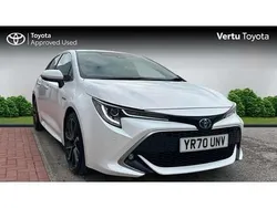 White Used 2020 Toyota Corolla Hatchback | £18,563 (Fair price)