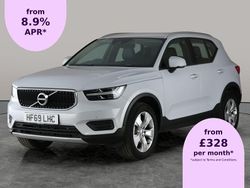 Silver Used 2020 Volvo XC40 Momentum SUV | £20,181 (Good price)