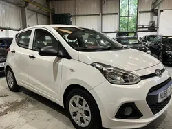 White Used 2015 Hyundai i10 Hatchback | £4,750 (Fair price)