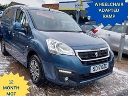 Blue Used 2017 Peugeot Partner Tepee Allure MPV | £10,996 (Fair price)