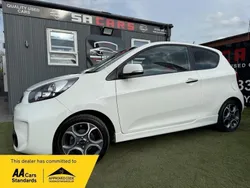 White Used 2016 Kia Picanto 2 Hatchback | £5,095 (Fair price)
