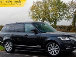 Used 2017 Land Rover Range Rover Vogue SUV | £16,895 (Super price)
