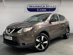Bronze Used 2017 Nissan Qashqai N-Connecta SUV | £9,195 (Fair price)