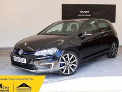 Used 2017 VW Golf VII GTE Hatchback | £8,499 (Fair price)