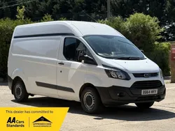 White Used 2014 Ford Transit Custom | £5,990 (Fair price)