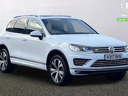White Used 2017 VW Touareg R-line SUV | £22,599 (Super price)