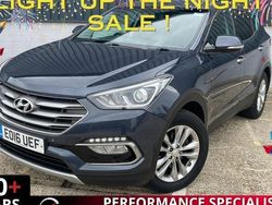 Blue Used 2016 Hyundai Santa Fe Premium SUV | £7,500 (Good price)