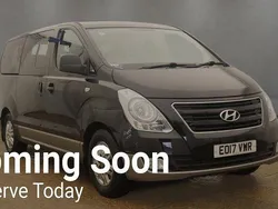 Black Used 2017 Hyundai I800 SE MPV | £13,690 (Fair price)